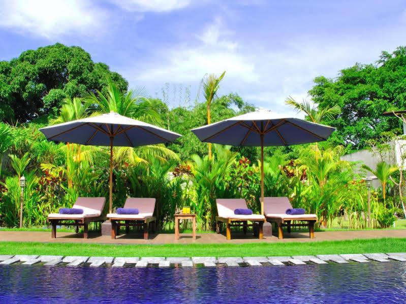 M Two Villas Seminyak Eksteriør billede