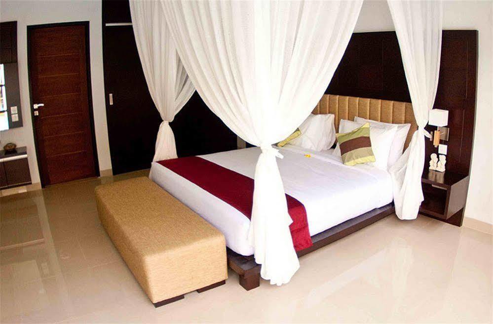 M Two Villas Seminyak Eksteriør billede