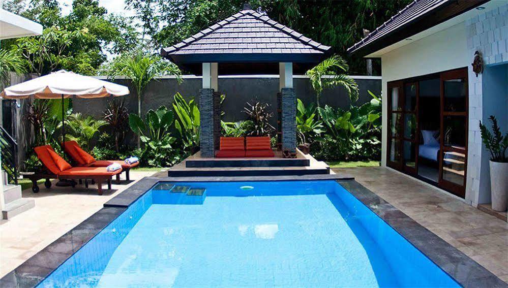 M Two Villas Seminyak Eksteriør billede