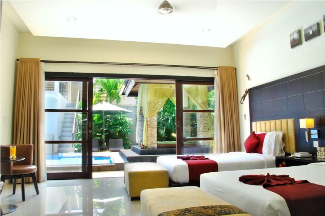 M Two Villas Seminyak Eksteriør billede