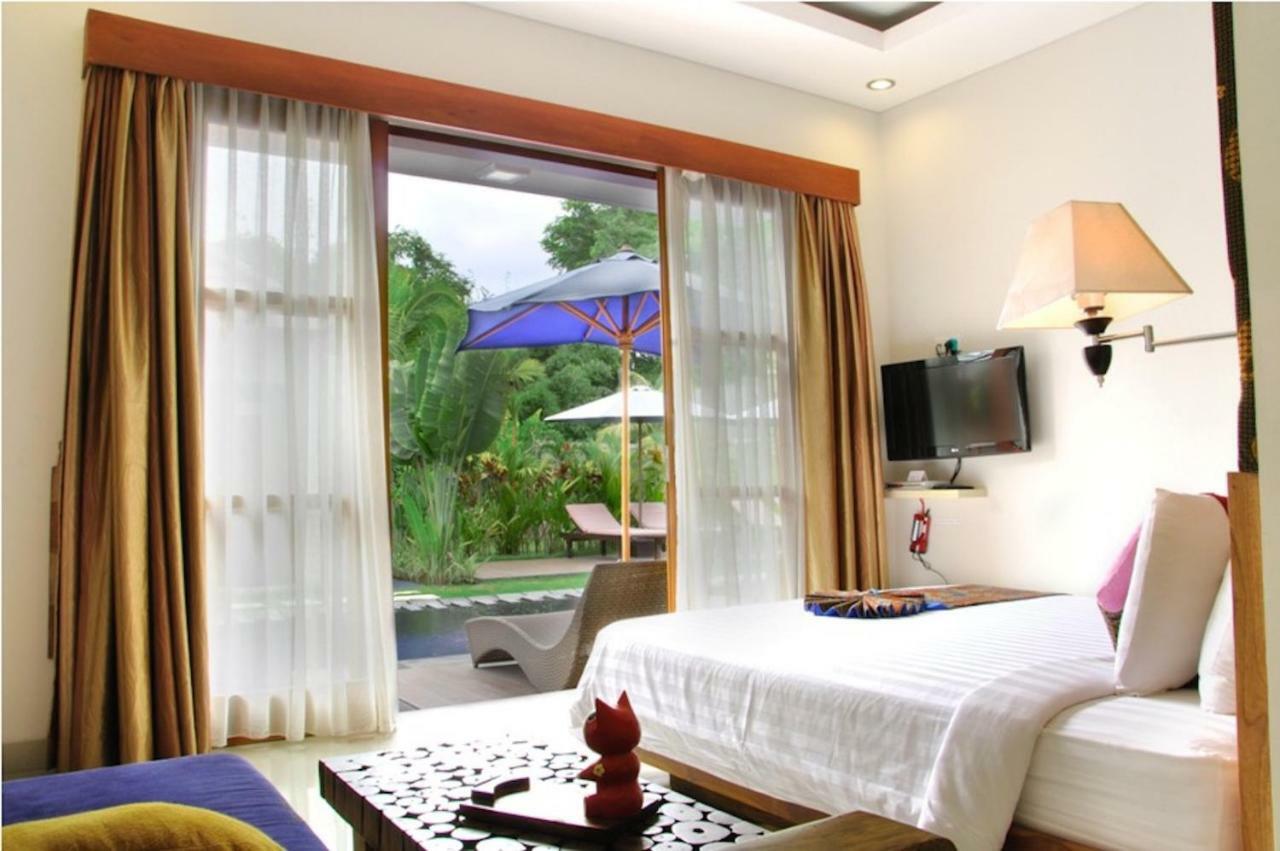 M Two Villas Seminyak Eksteriør billede