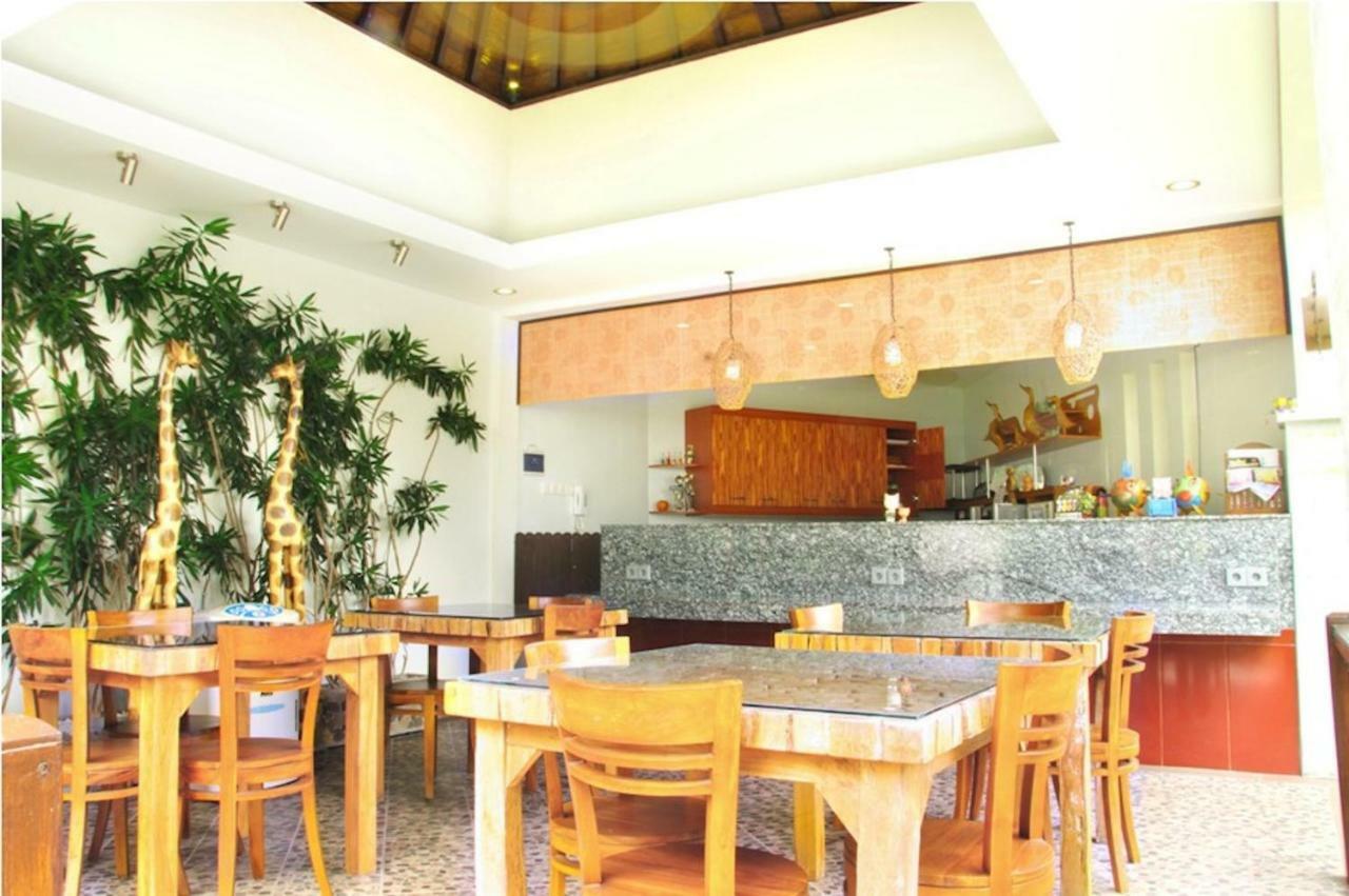 M Two Villas Seminyak Eksteriør billede